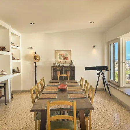 Oceanfront - Terrace & Sunrise Sea View Tatil Evi