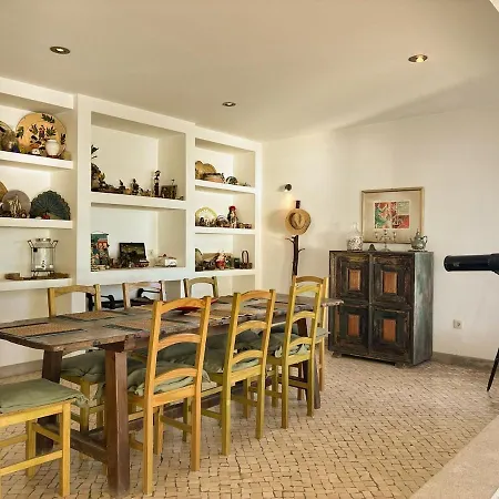 Oceanfront - Terrace & Sunrise Sea View Tatil Evi *